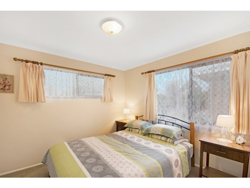 9 Hazzard Street (5 Debra Street), Centenary Heights QLD 4350