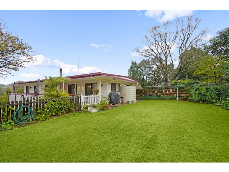 9 Hazzard Street (5 Debra Street), Centenary Heights QLD 4350