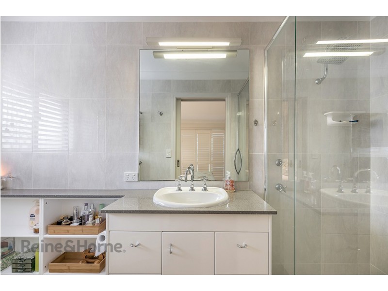 31 Smythe Street, Kearneys Spring QLD 4350