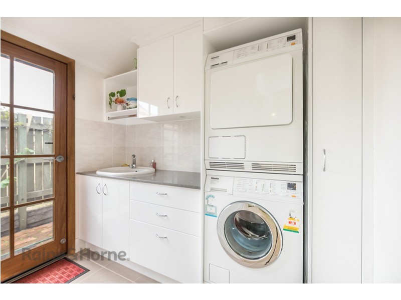 31 Smythe Street, Kearneys Spring QLD 4350