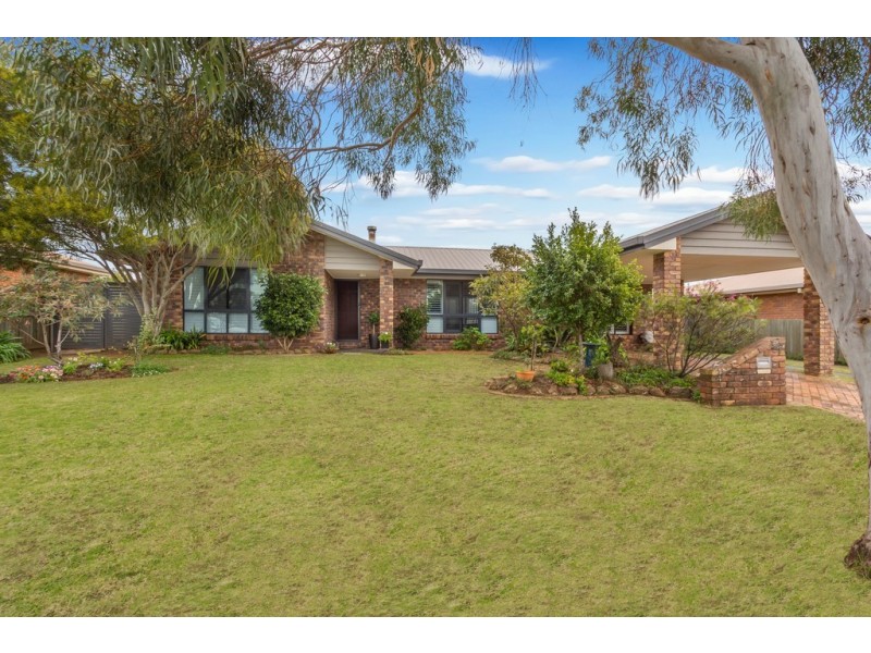 31 Smythe Street, Kearneys Spring QLD 4350