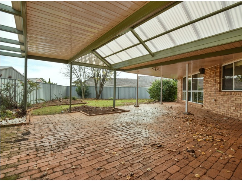 15 McKinney Court, Rangeville QLD 4350