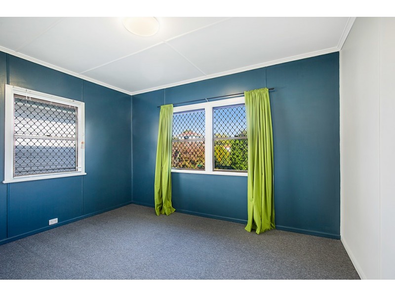 9 Roessler Street, Rangeville QLD 4350