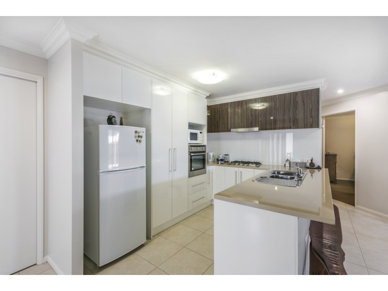 6/77-81 Bouganvillea Drive, Middle Ridge QLD 4350