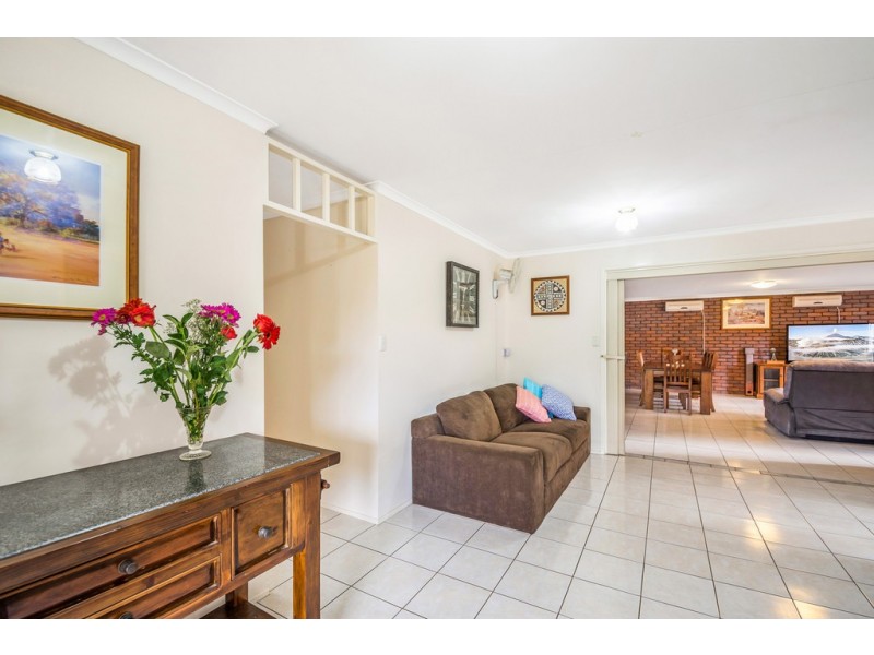 5 Croydon Street, Harristown QLD 4350