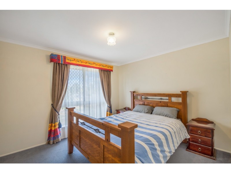 5 Croydon Street, Harristown QLD 4350