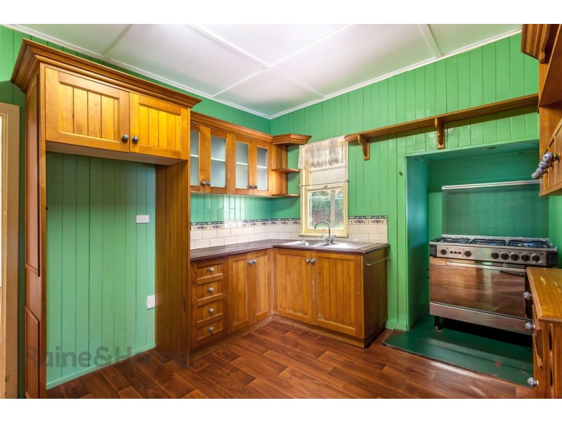 13 Boulton Terrace, Toowoomba City QLD 4350