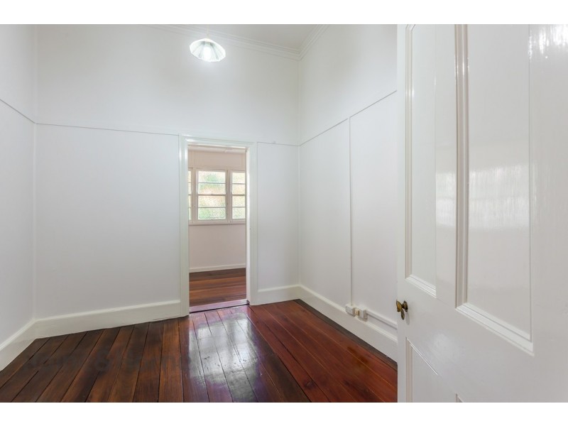 13 Boulton Terrace, Toowoomba City QLD 4350