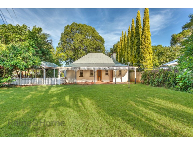 13 Boulton Terrace, Toowoomba City QLD 4350