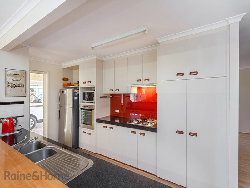 3 Emma Drive, Kearneys Spring QLD 4350