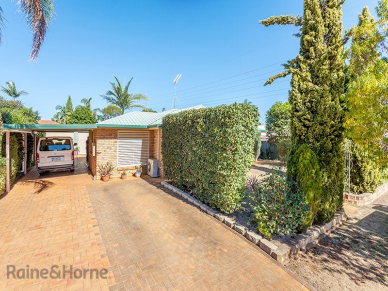 3 Emma Drive, Kearneys Spring QLD 4350
