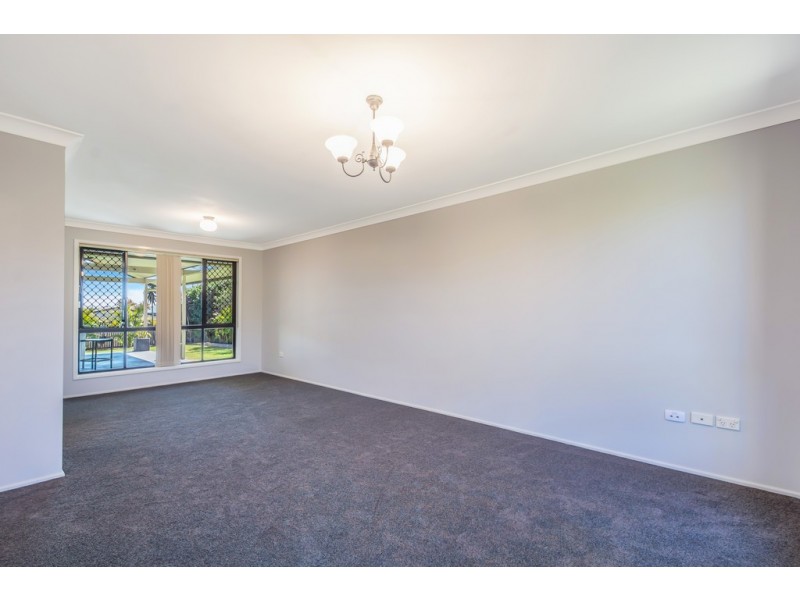 9 Melody Drive, Harristown QLD 4350
