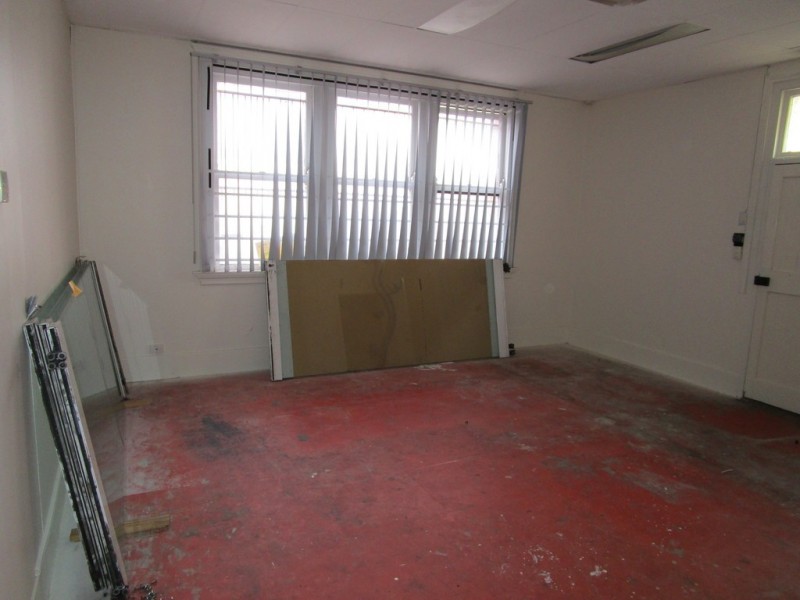 42 Neil Street, Toowoomba City QLD 4350