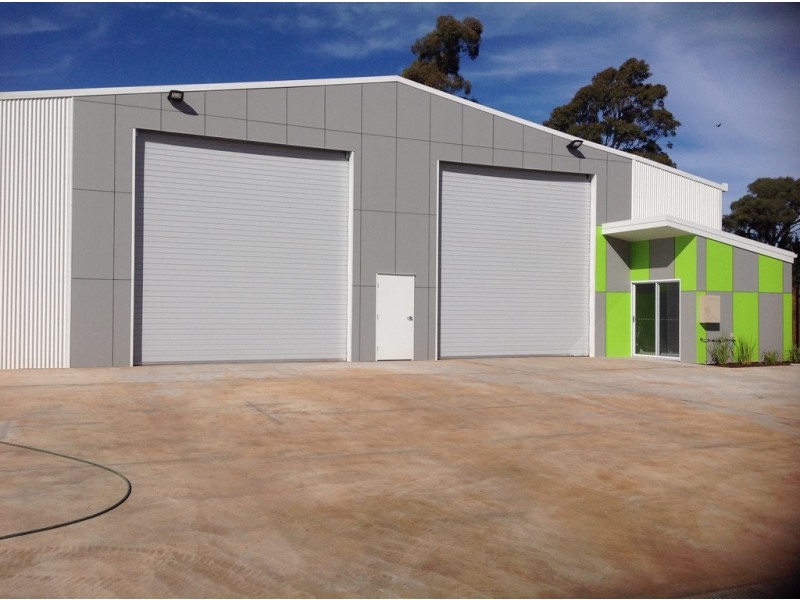 27 Croft Crescent, Harristown QLD 4350