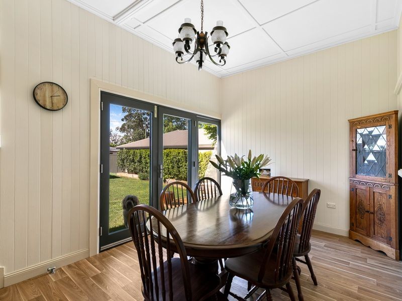 43 Anzac Avenue, Newtown QLD 4350