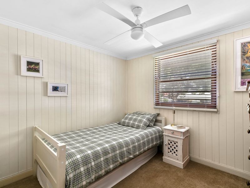 43 Anzac Avenue, Newtown QLD 4350