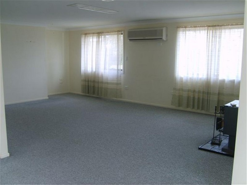 43 Wilga Ave, Warwick QLD 4370