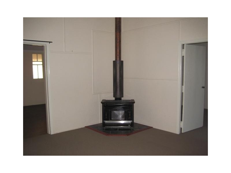 3 Warienbah St, Warwick QLD 4370