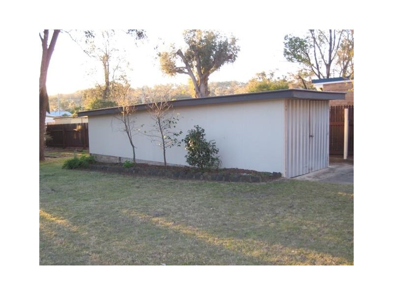 3 Warienbah St, Warwick QLD 4370