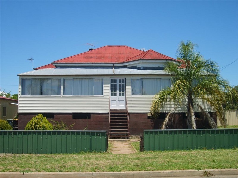 22 King St, Warwick QLD 4370