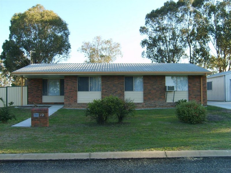12 Gordon Crt, Warwick QLD 4370
