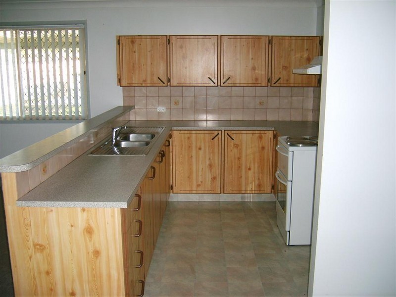 12 Gordon Crt, Warwick QLD 4370