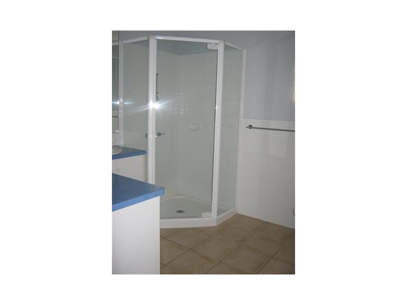 1 / 13 Cecil St, Warwick QLD 4370