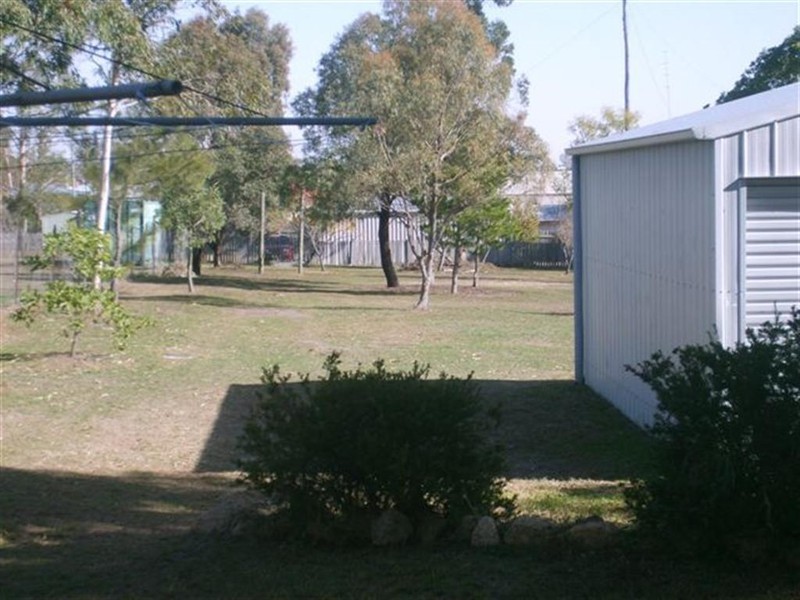 23 Wallace St, Warwick QLD 4370