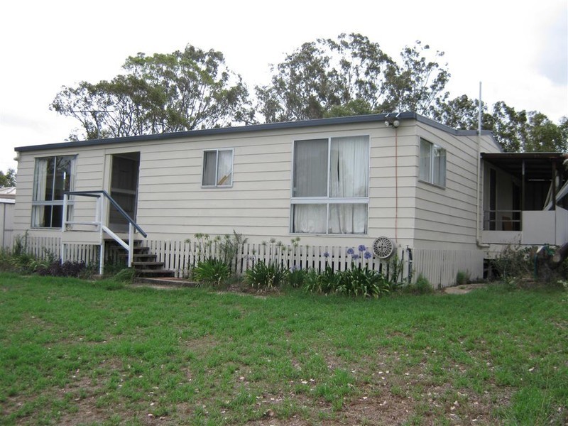 223 Kirklands Rd, Deuchar QLD 4362