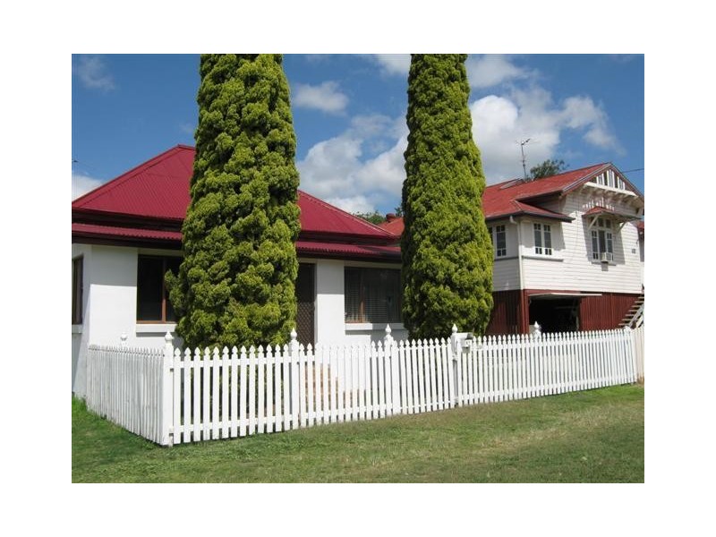 61 Percy St, Warwick QLD 4370