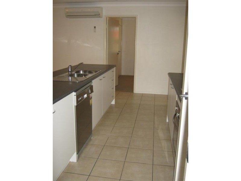 24 Boronia St, Warwick QLD 4370