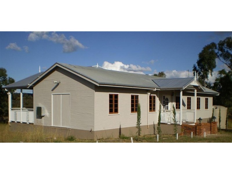 Cnr Cunningham Hwy and Warahgai Road, Warwick QLD 4370