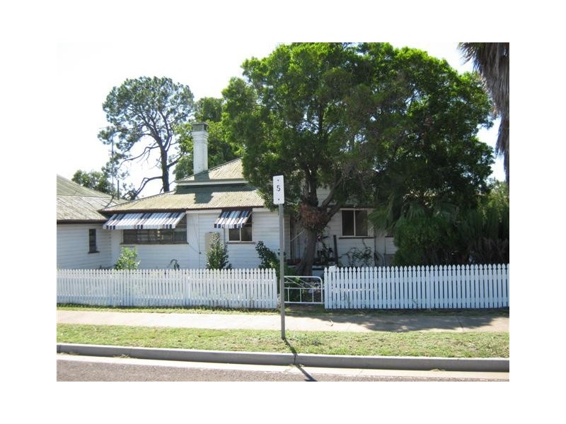 66 Percy Street, Warwick QLD 4370