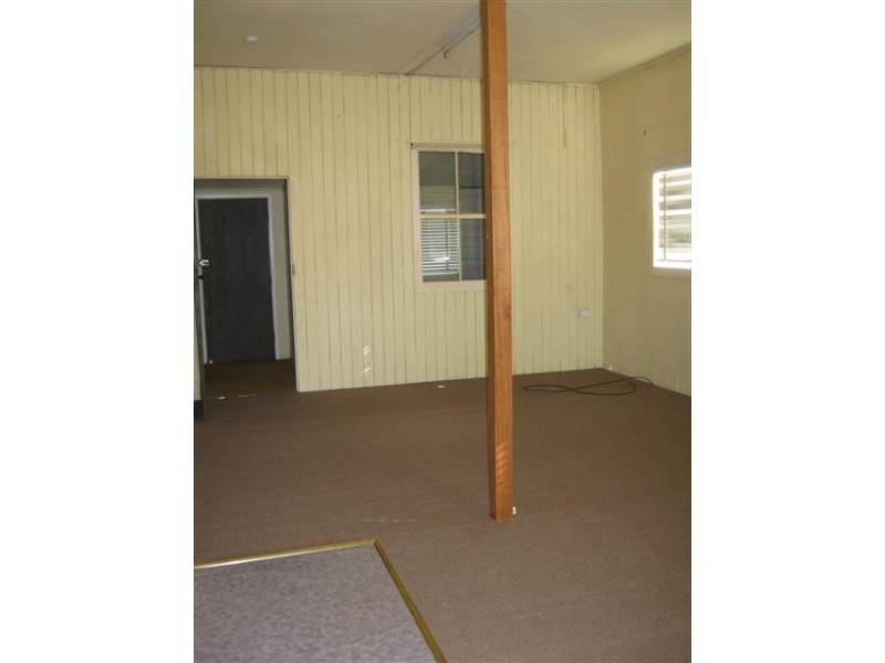 207 Pratten St, Warwick QLD 4370