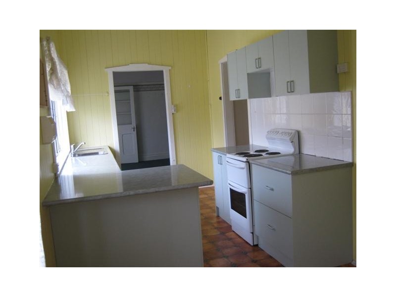 91 DRAGON ST, Warwick QLD 4370