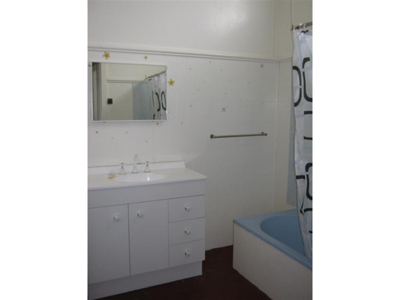 91 DRAGON ST, Warwick QLD 4370