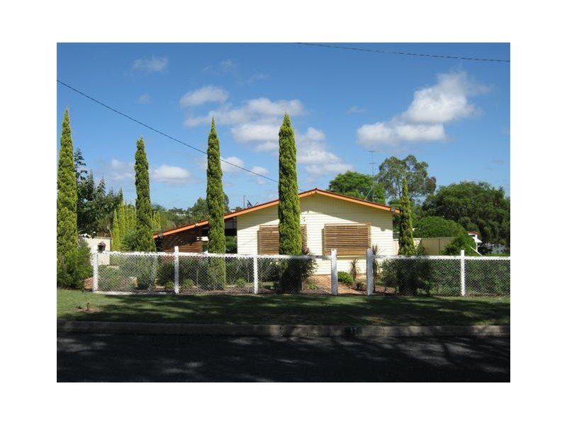 17 DOUGLAS ST, Warwick QLD 4370