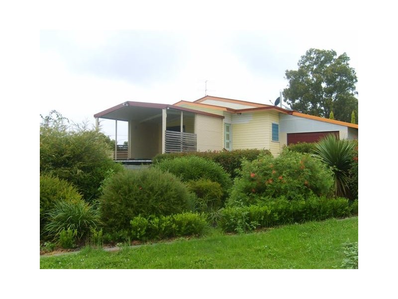 17 DOUGLAS ST, Warwick QLD 4370