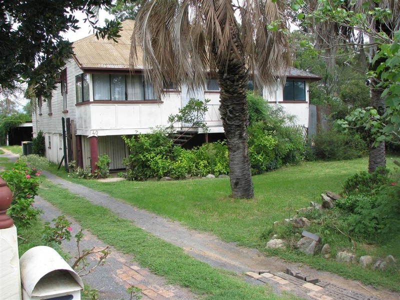 40 LOCKE ST, Warwick QLD 4370