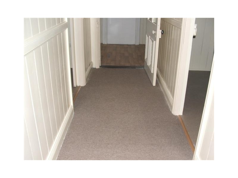 25 WALLACE, Warwick QLD 4370