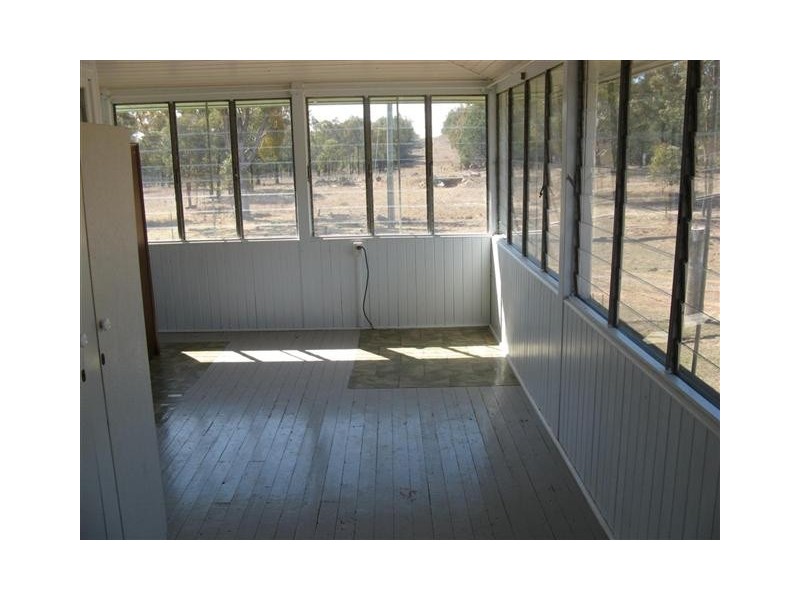 RESERVE  RABBIT BOARD PADDOCK, Warwick QLD 4370