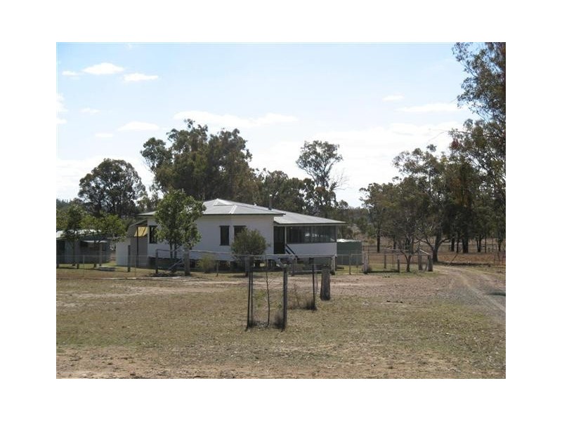 RESERVE  RABBIT BOARD PADDOCK, Warwick QLD 4370