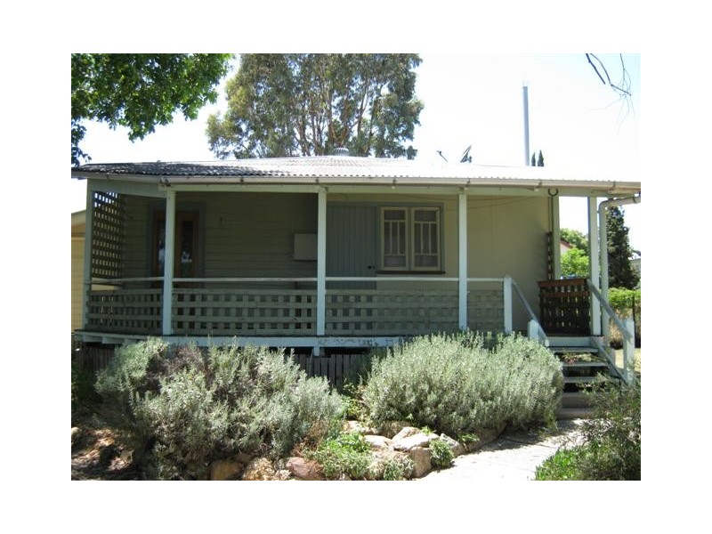 23 WALLACE ST, Warwick QLD 4370