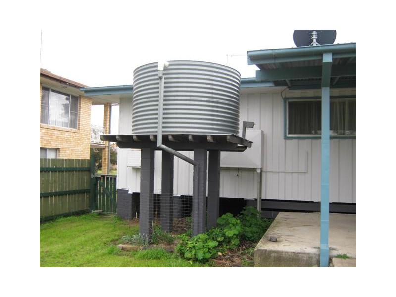 4 Ellwood Ave, Warwick QLD 4370