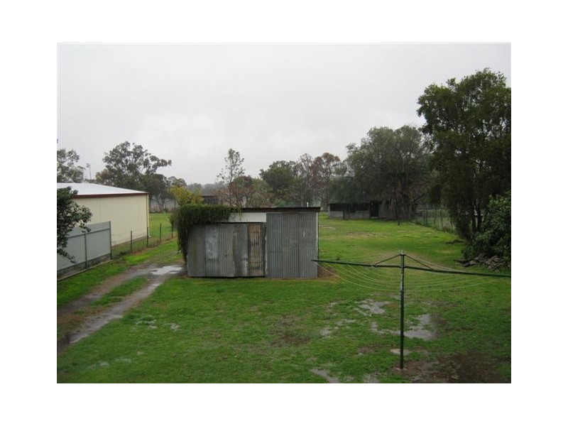 40 Locke St, Warwick QLD 4370