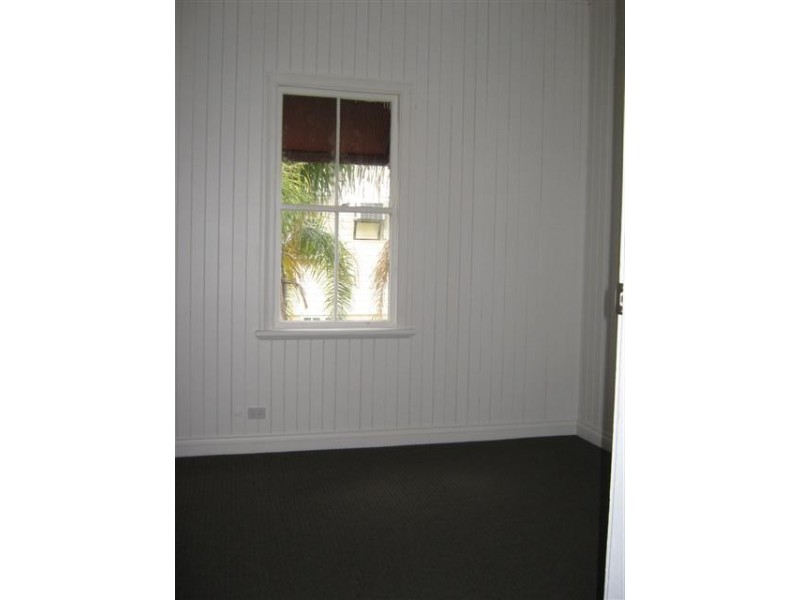 40 Locke St, Warwick QLD 4370