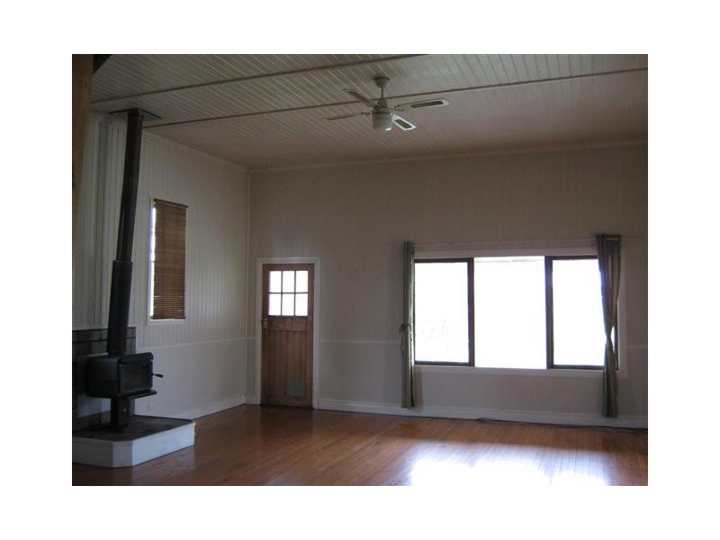 17 PERCY ST, Warwick QLD 4370