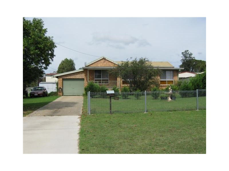 188 PRATTEN, Warwick QLD 4370