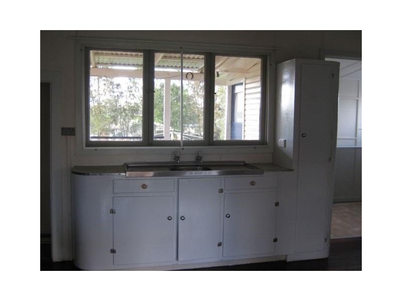 15 MONCRIEFFE ST, Warwick QLD 4370