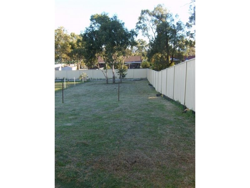 2/8 PEREGRINE CRT, Warwick QLD 4370